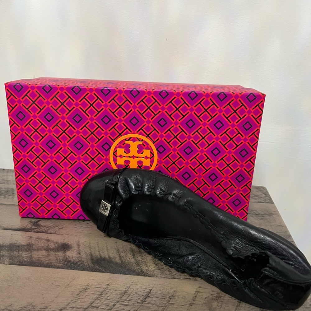 Tory Burch ballerina sandals